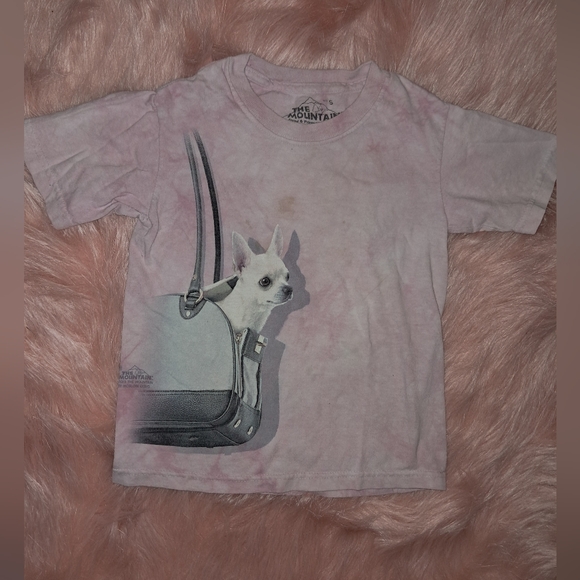 The Mountain Chihauhua Tshirt - Picture 1 of 3